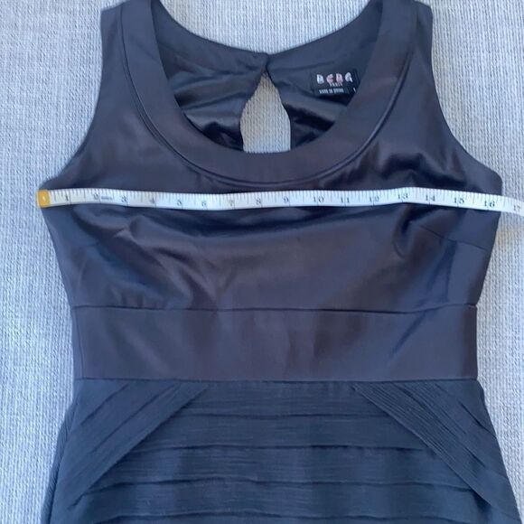 ‎BCBGMaxAzria Little Black Dress - Picture 4 of 8